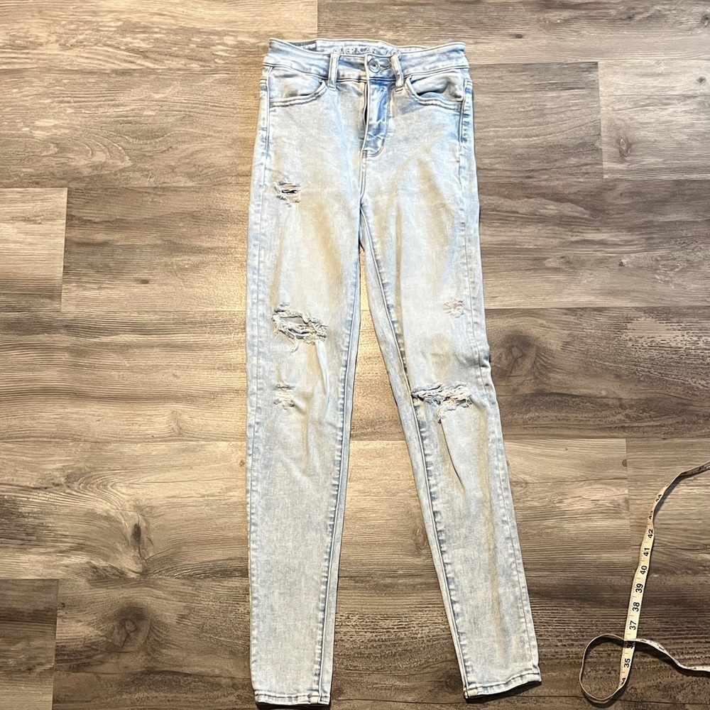 American Eagle Outfitters Light Blue Skinny Jeans